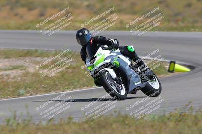 media/Apr-22-2023-TrackXperience (Sat) [[0ce6802930]]/Level 1/session 2 turn 5/